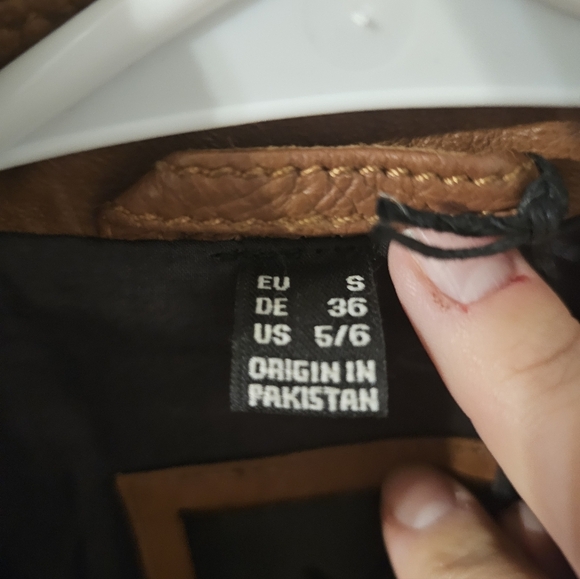 Maurtius NWT Leather Women's Turquoise Studded Leather Jacket Size S - Picture 9 of 15